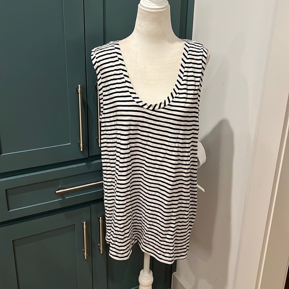 NWT Caslon Muscle Tank in Ivory and Black Stripe - Picture 2 of 8